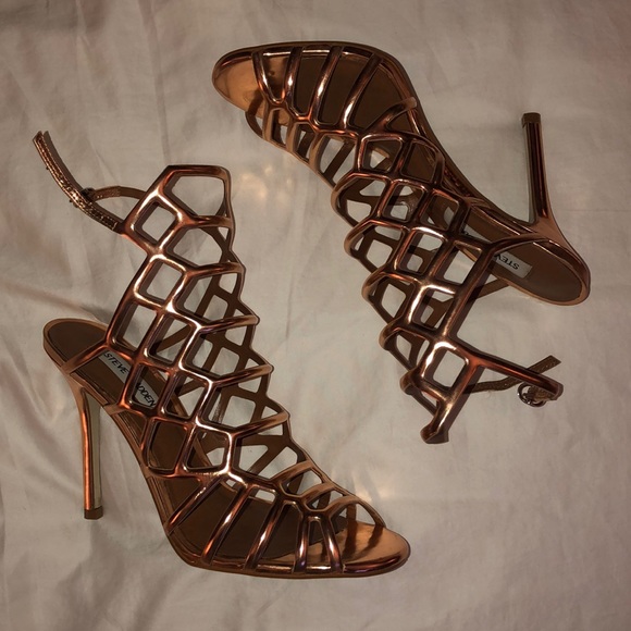 Steve Madden Rose Gold Heels - Picture 2 of 3
